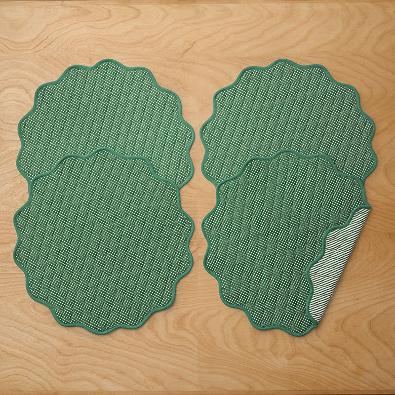 Stripe Dot Scallop Reversible Round Placemats, Set of 4
