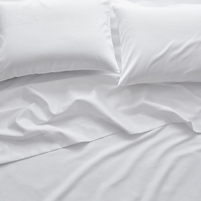 Premium Smooth Supima® Cotton Wrinkle-Free Sateen Fitted Bed Sheet