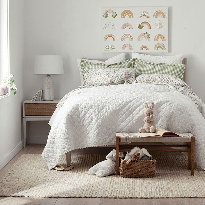 Vintage Eyelet Quilted Sham