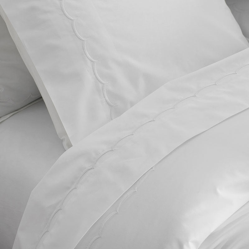 Embroidered Scallop Classic Cool Cotton Percale Pillowcase Set