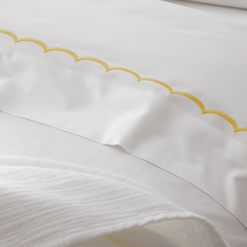 Embroidered Scallop Classic Cool Cotton Percale Pillowcase Set