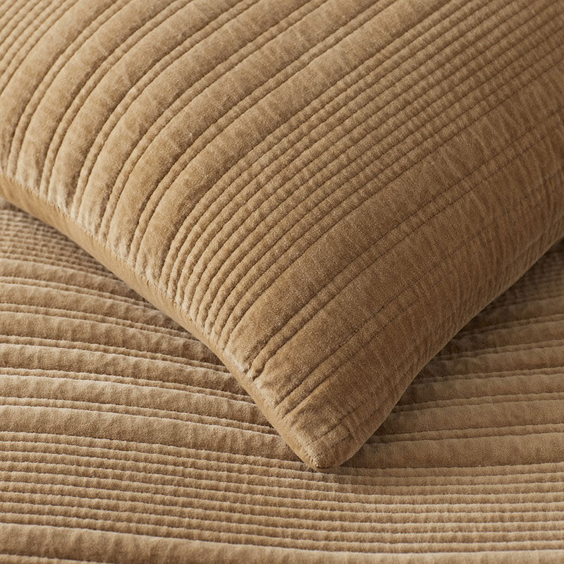Line Stitch Velvet Quilt