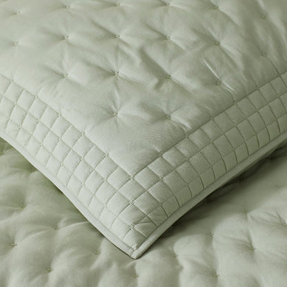 Pintuck Quilt