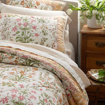 Myesha Quilt