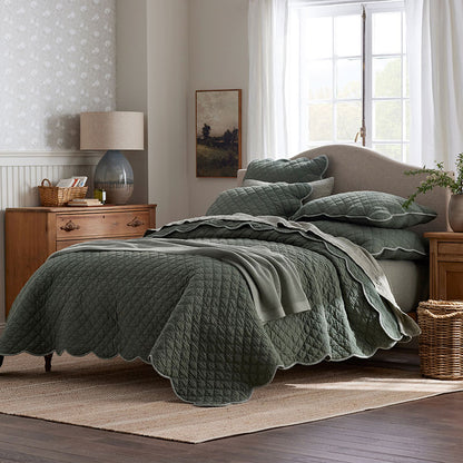 Scallop Quilted Sham