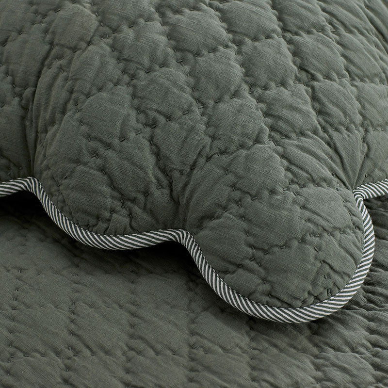 Scallop Quilt