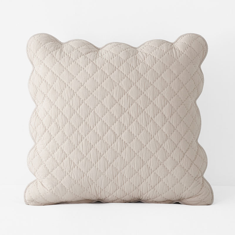 Scallop Quilted Sham