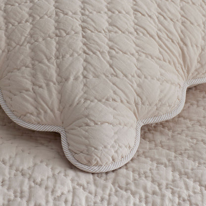 Scallop Quilted Sham