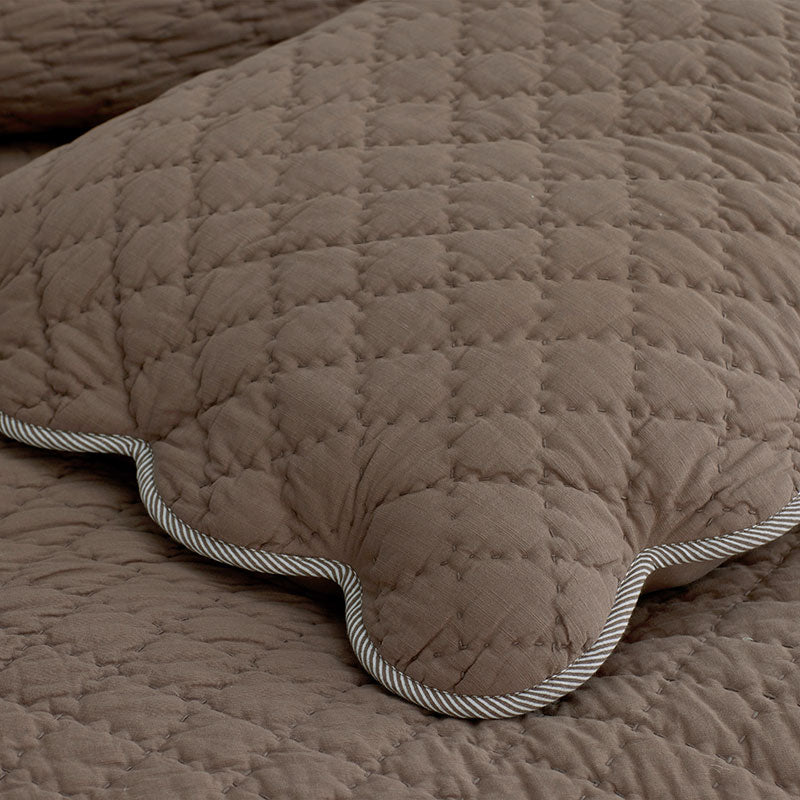 Scallop Quilt