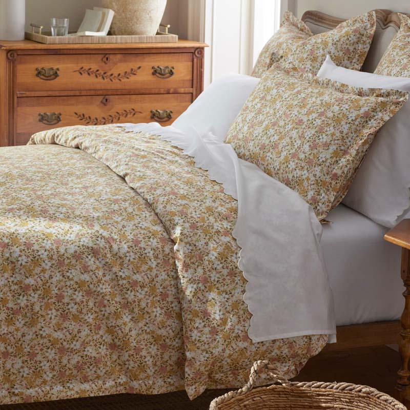 Joyful Floral Classic Smooth Sateen Comforter