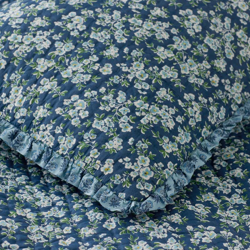 Suhana Reversible Ruffle Quilt