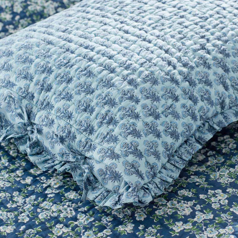 Suhana Reversible Ruffle Quilt