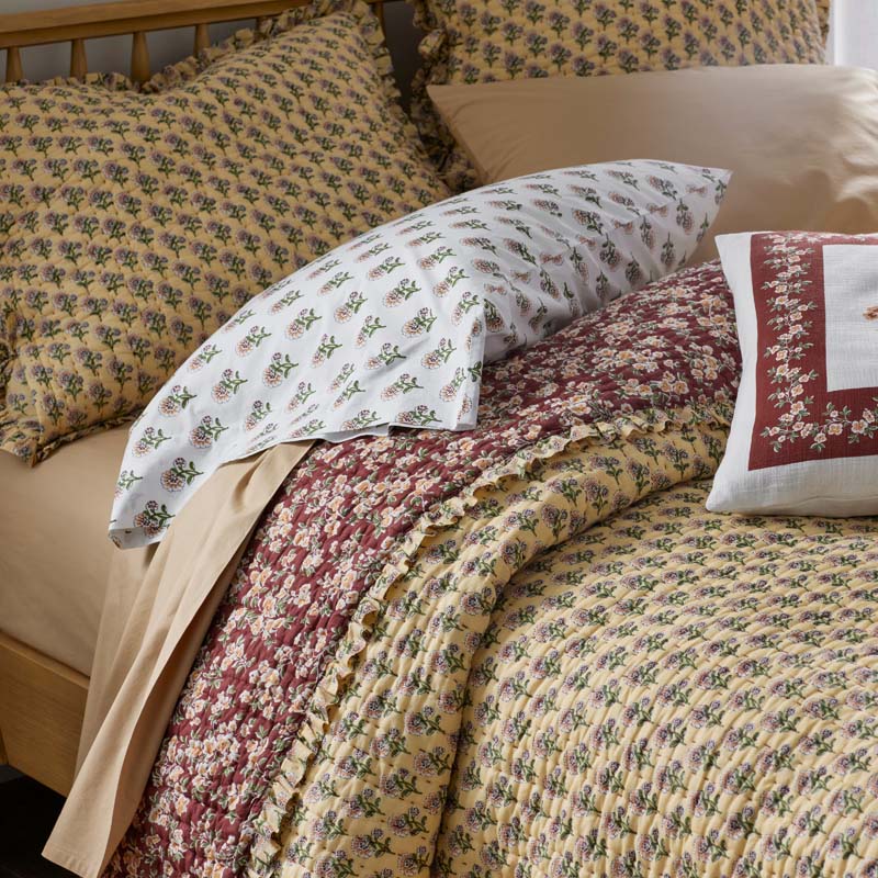 Suhana Reversible Ruffle Quilt