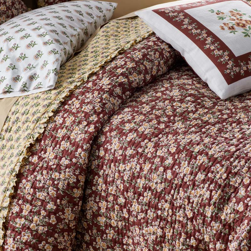 Suhana Reversible Ruffle Quilt