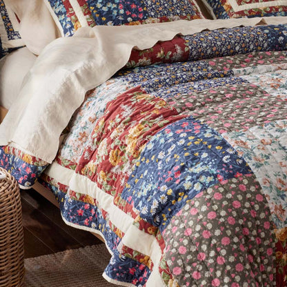 Aahana Patchwork Quilted Sham