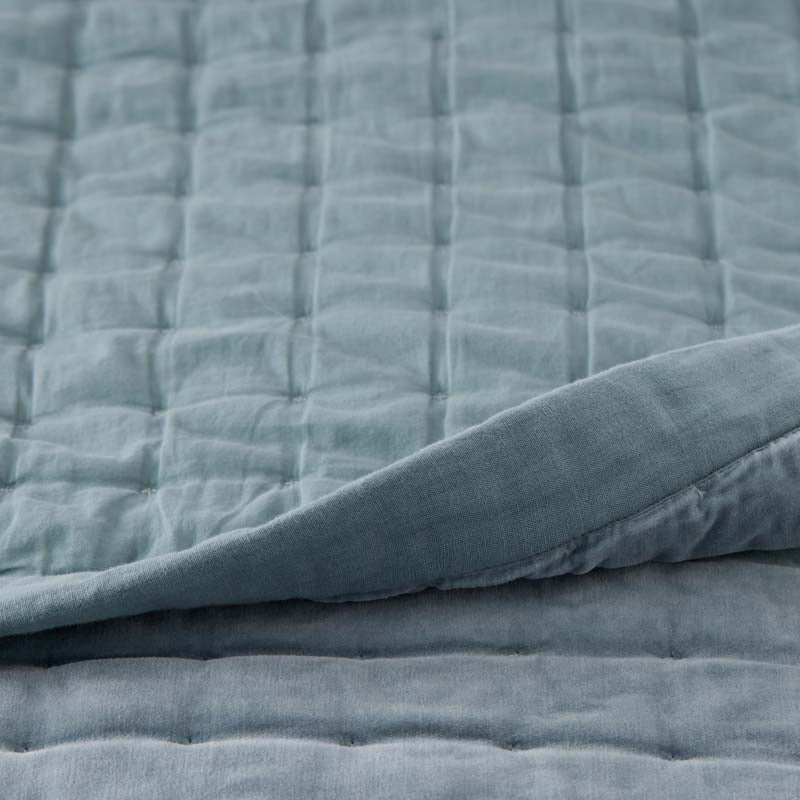 Tufted Stitch Velvet Quilt
