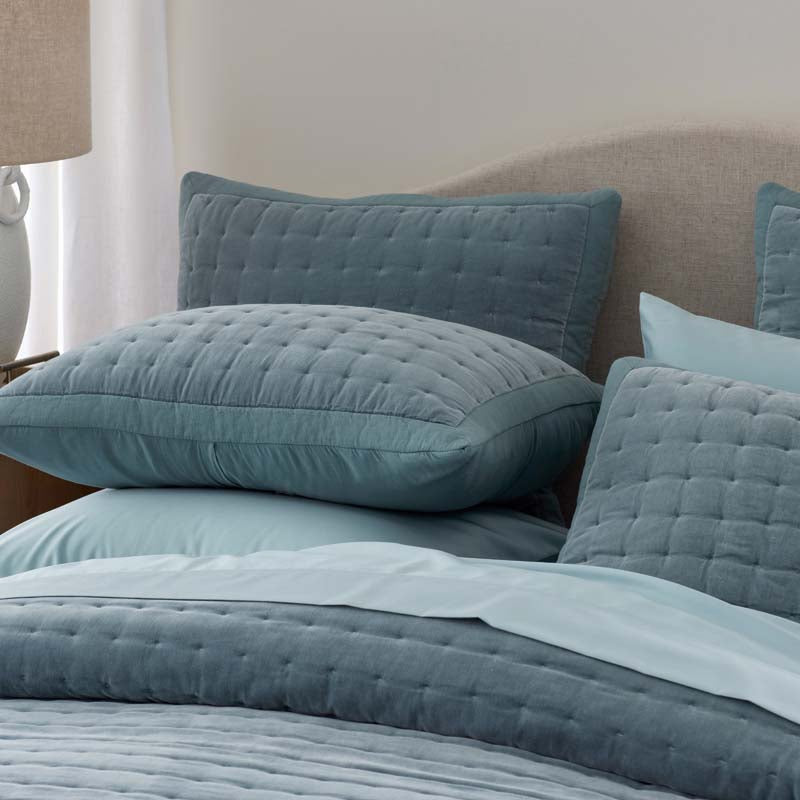 Tufted Stitch Velvet Quilt