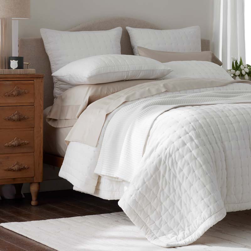 Tufted Stitch Velvet Quilt
