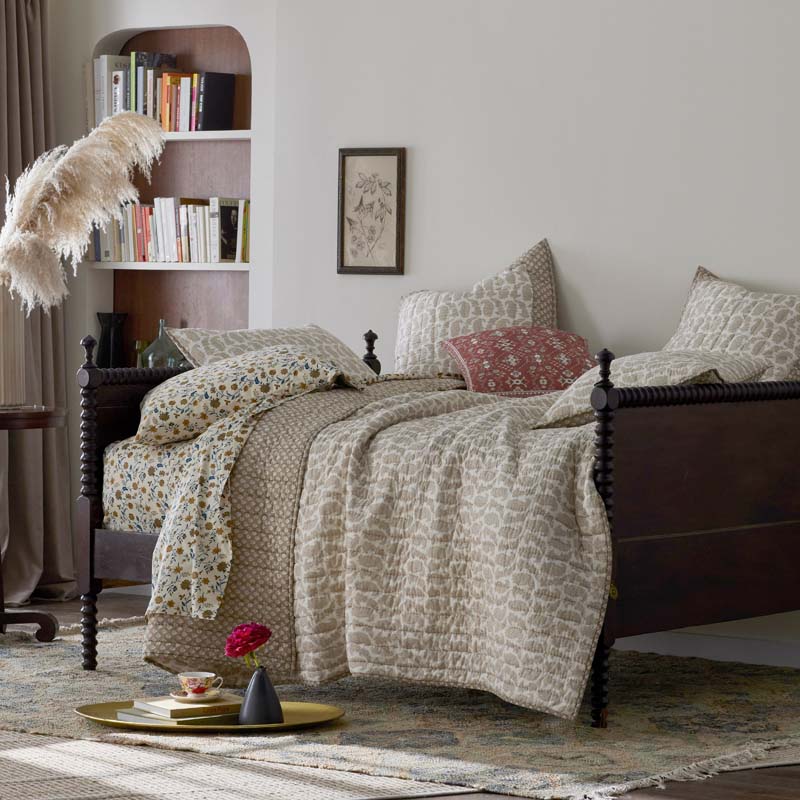Jiya Reversible Quilted Sham