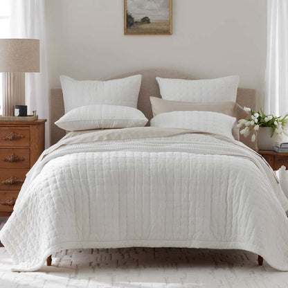 Tufted Stitch Velvet Quilt