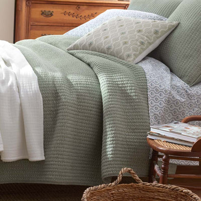 Fara Textured Kantha Quilt