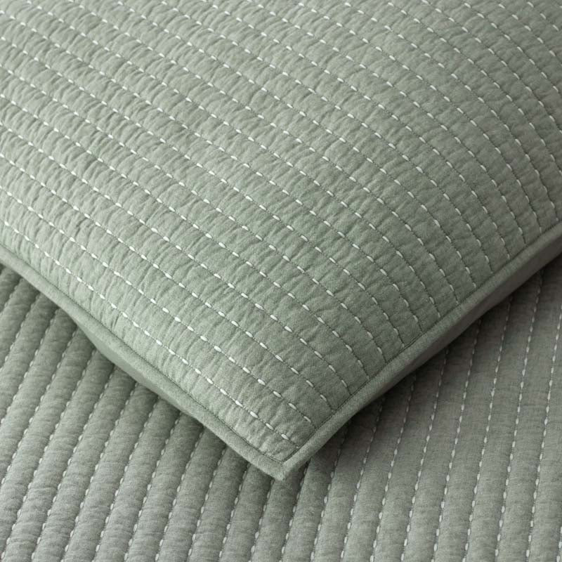 Fara Textured Kantha Quilt
