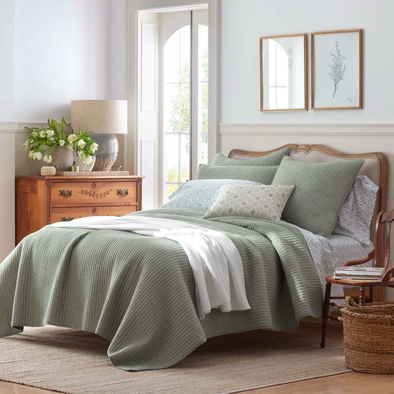 Fara Textured Kantha Quilt