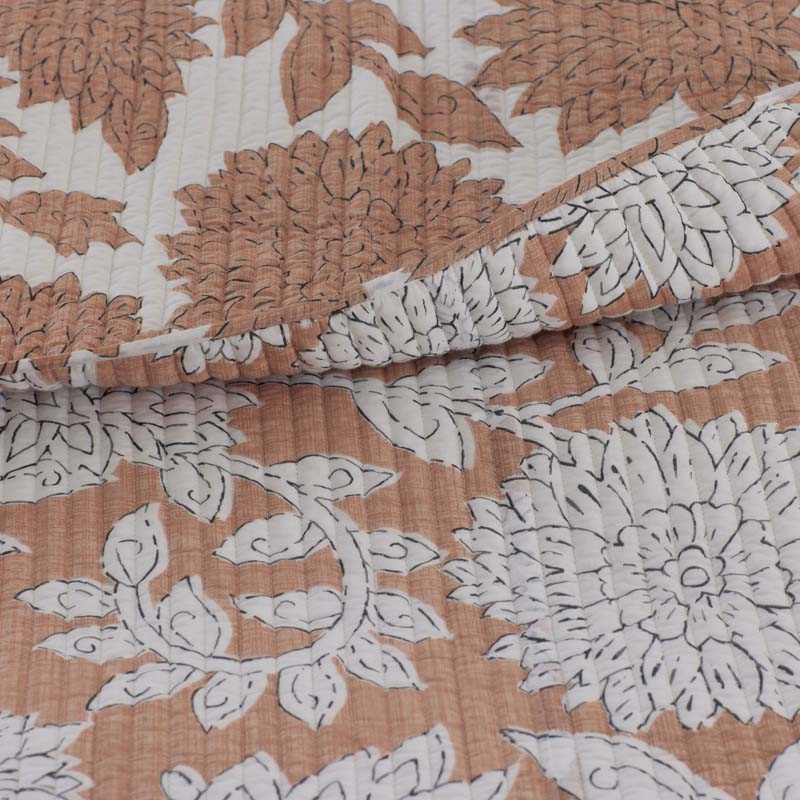 Feliciana Chrysanthemum Reversible Quilted Sham