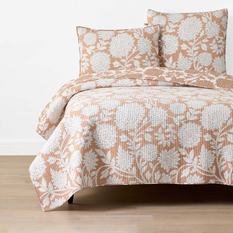 Feliciana Chrysanthemum Reversible Quilt