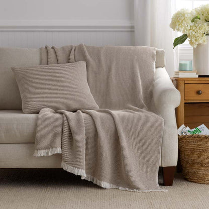 Cadence Solid Throw
