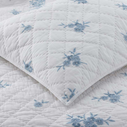 Brinda Floral Quilt