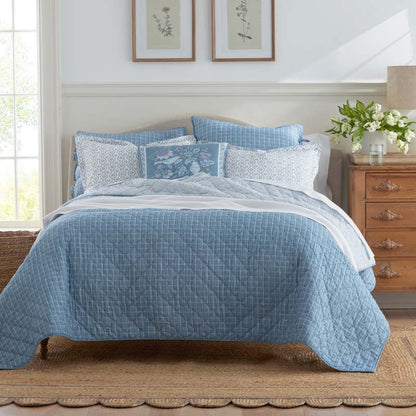 Tira Geo Reversible Quilt