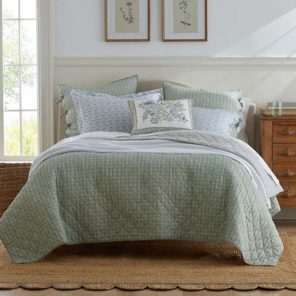 Tira Geo Reversible Quilt