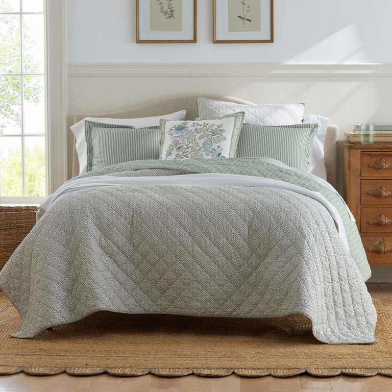 Tira Geo Reversible Quilted Sham