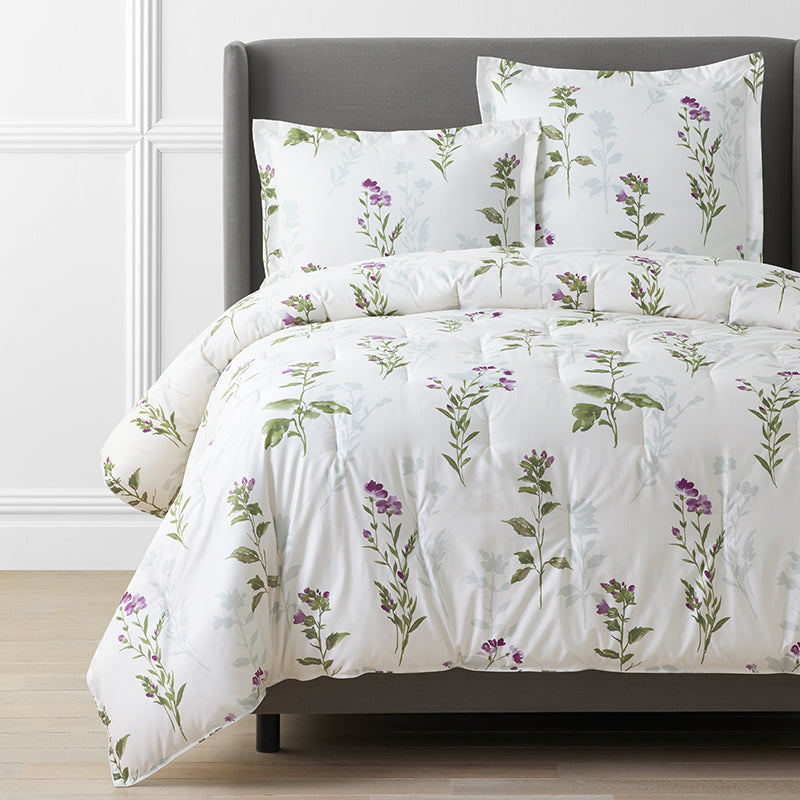 Iris Bloom Premium Smooth Wrinkle-Free Sateen Comforter