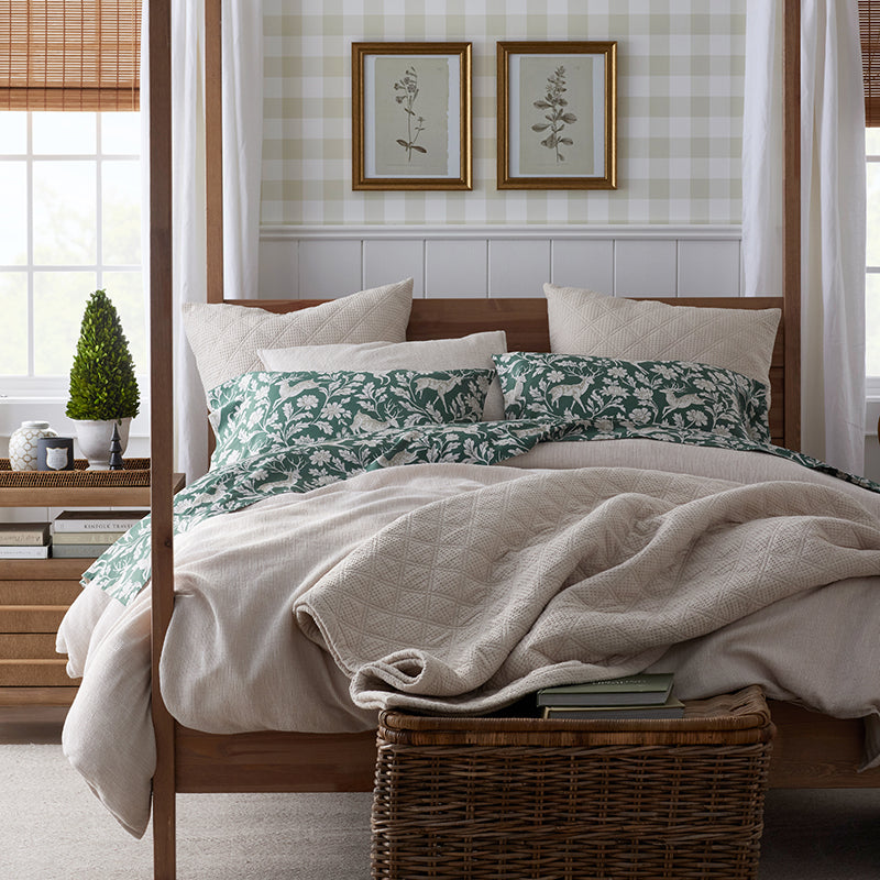 Deer Walk Classic Smooth Sateen Comforter