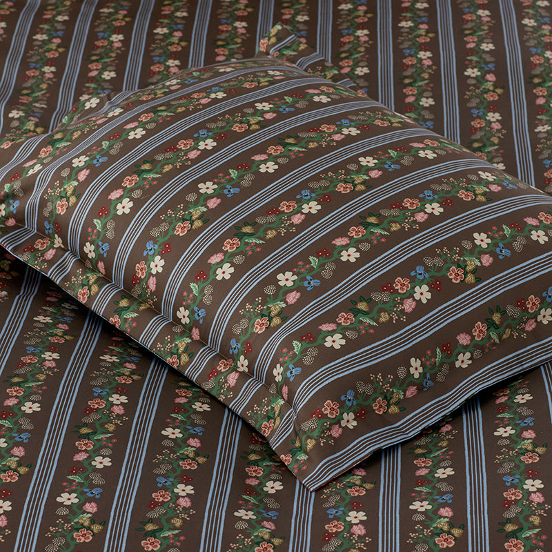 Gracie Reversible Classic Smooth Sateen Duvet Cover