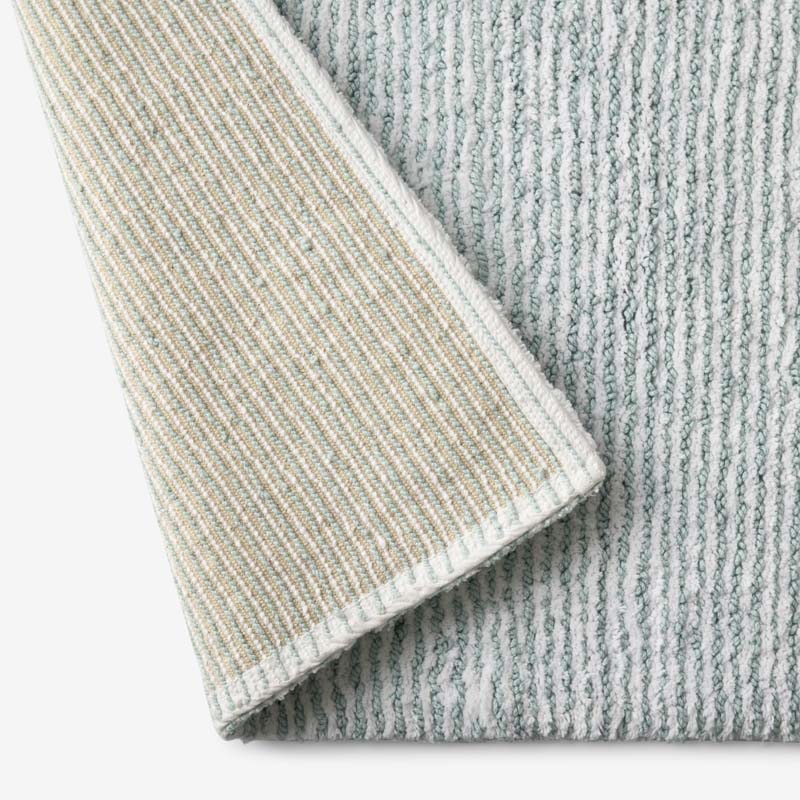 Thin Stripe Bath Rug