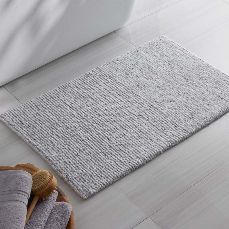 Thin Stripe Bath Rug