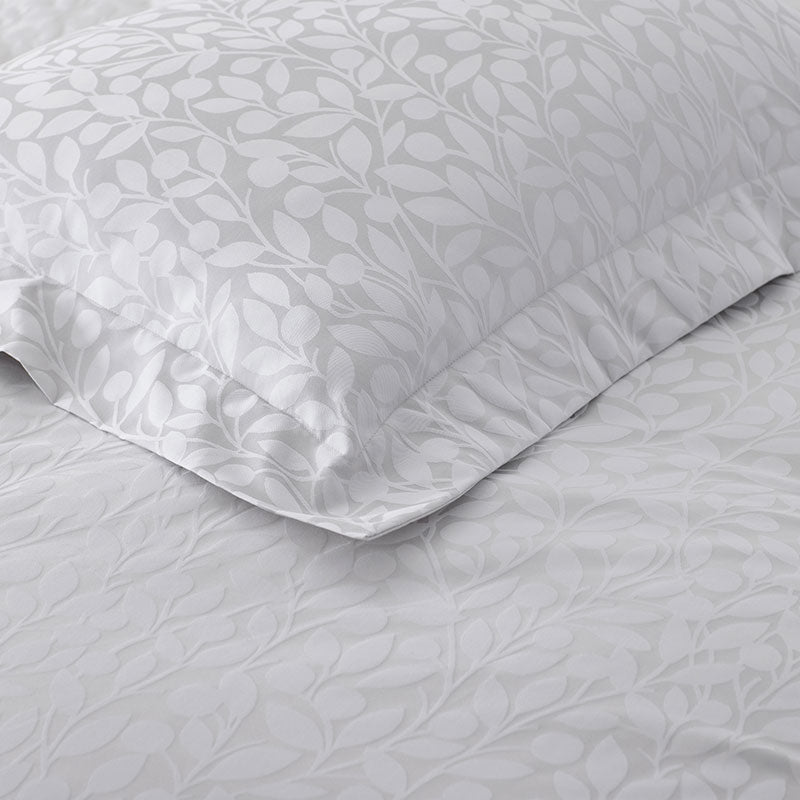 Jacquard Leaf Yarn-Dyed Premium Smooth Supima® Cotton Wrinkle-Free Sateen Duvet Cover
