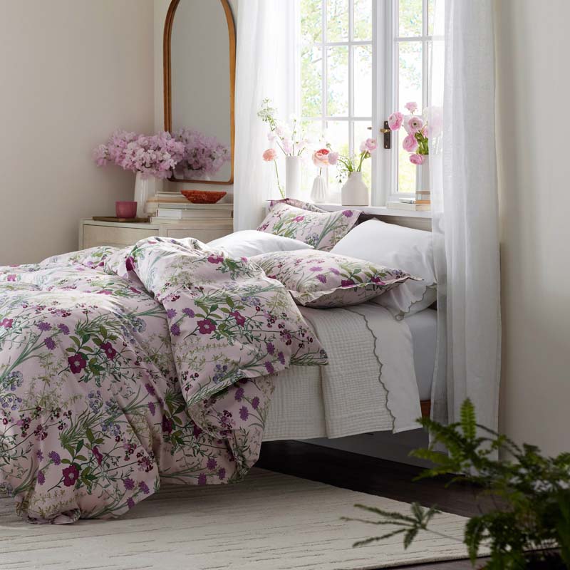 Bloom Meadow Classic Smooth Sateen Pillowcase Set