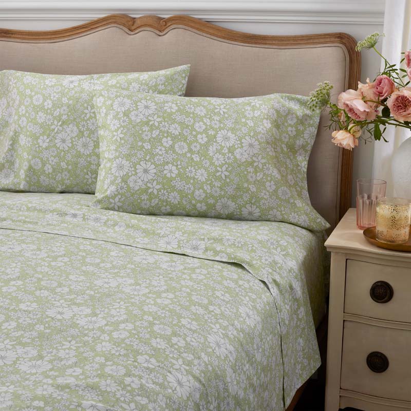 Misty Meadow Floral Classic Smooth Sateen Bed Sheet Set