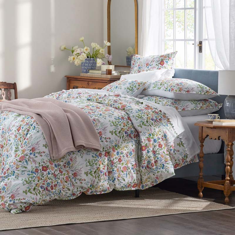 Springtime Bouquets Duvet Cover