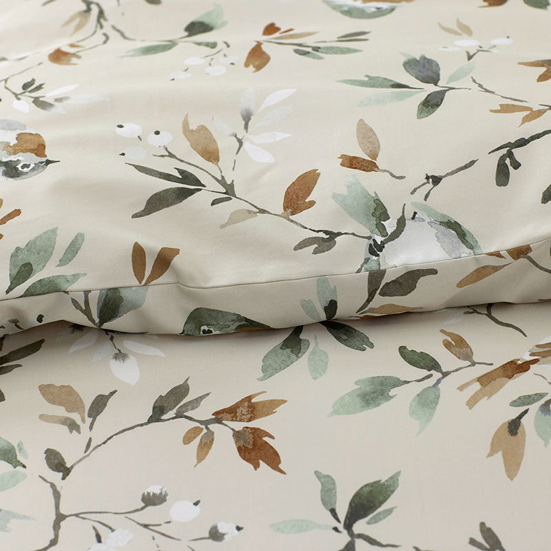Wynnona Premium Smooth Wrinkle-Free Sateen Duvet Cover