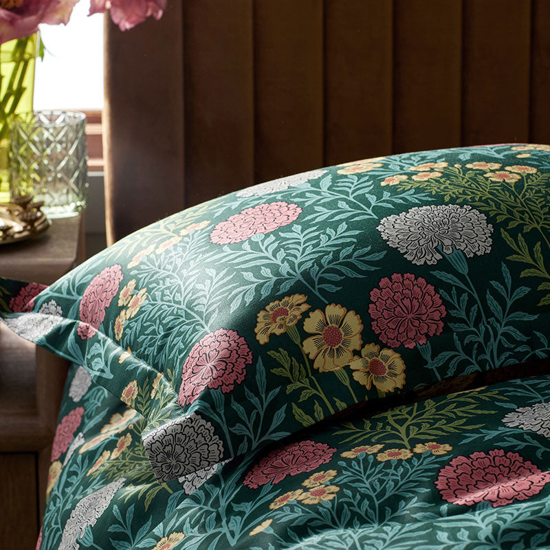 Zinnia Floral Classic Smooth Sateen Sham