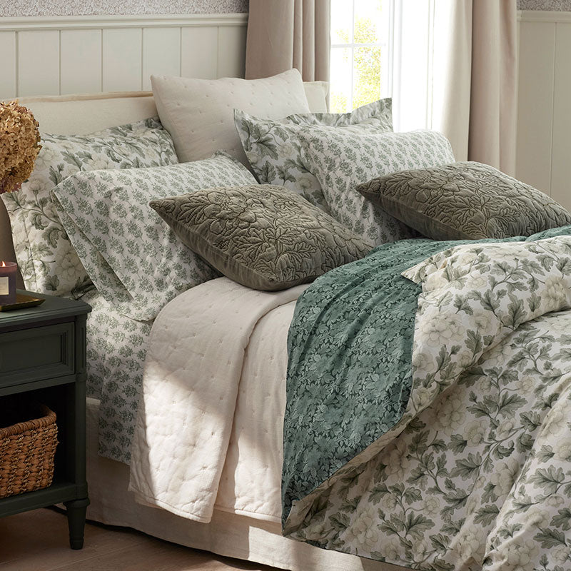 Elegant Floral Garment Washed Cotton Percale Reversible Duvet Cover Set