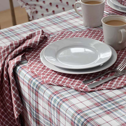Classic Plaids Yarn-Dyed Tablecloth
