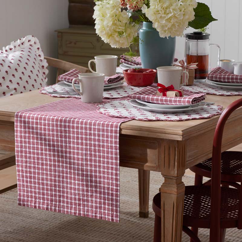 Flowers & Plaid Yarn-Dyed Reversible Table Runner