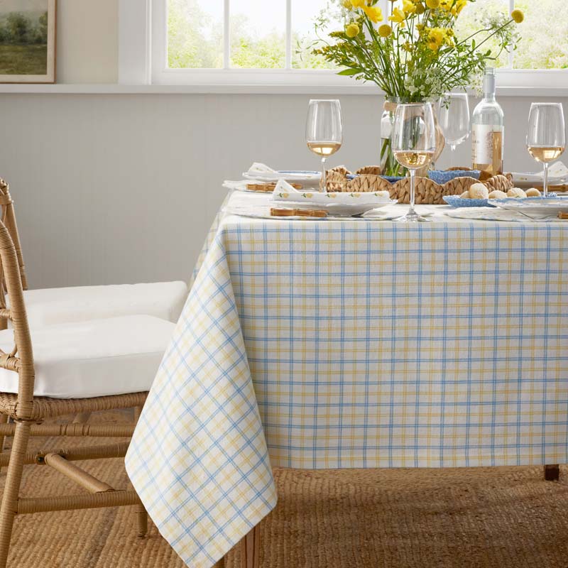 Classic Plaids Yarn-Dyed Tablecloth