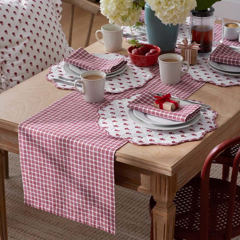 Flowers & Plaid Yarn-Dyed Reversible Table Runner